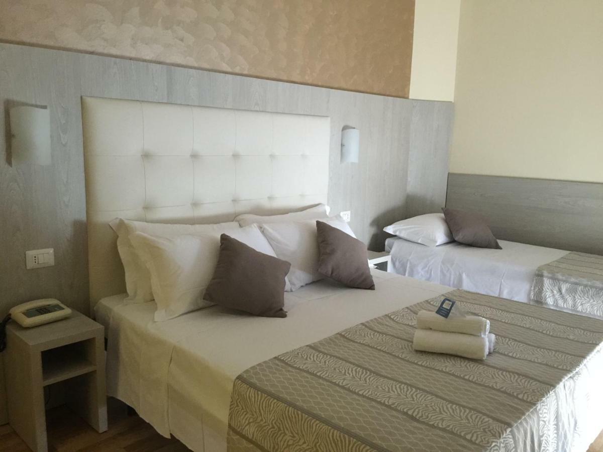 Hotel Jumbo Rimini Exterior photo
